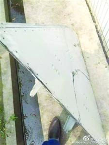 上海：60公斤重飛機零件從天而降 擊穿工廠廠房