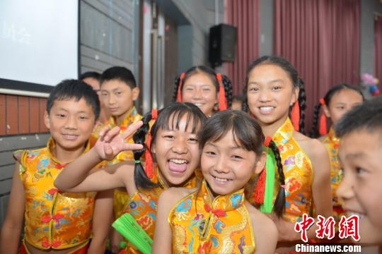 百余名云南山區孩子昆明開啟“夢想課堂”