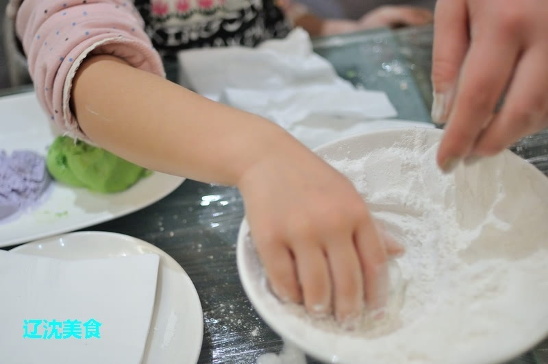 星級酒店甜品大廚教你做彩色湯圓