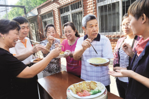 天津市河東區向陽樓街道陽新里社區開辦烹飪課
