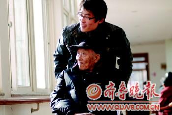 2015年,5人中將有1個老人