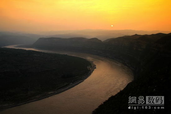 黃河晨曦