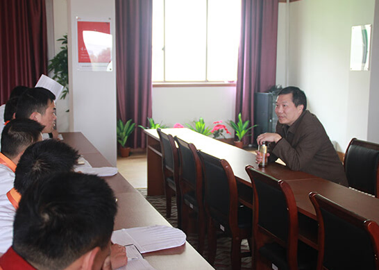 上海新東方烹飪學校:國宴大師來校授課 美味菜肴香滿園