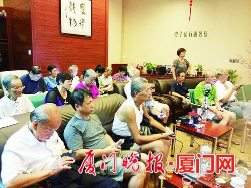 “復(fù)習(xí)神器”現(xiàn)課堂 互動(dòng)學(xué)習(xí)好開(kāi)心