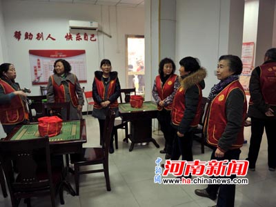 鄭州一社區架起“愛心橋”:溫暖居民 反哺社會