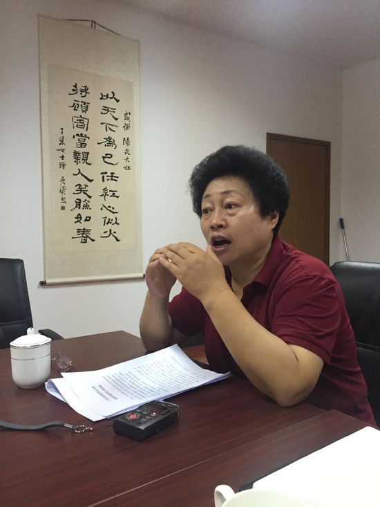 她曾是一名擋車工,她曾是一名紡織女工,她曾經到處籌錢開始第一次創業,她就是濟南陽光大姐服務有限責任公司董事長、總經理卓長立。回首這些年的創業歷程,卓長立感慨:“我在變革中有了動力,也給我帶來了機遇,人要敢于迎接挑戰,善于把挑戰變為機遇。”