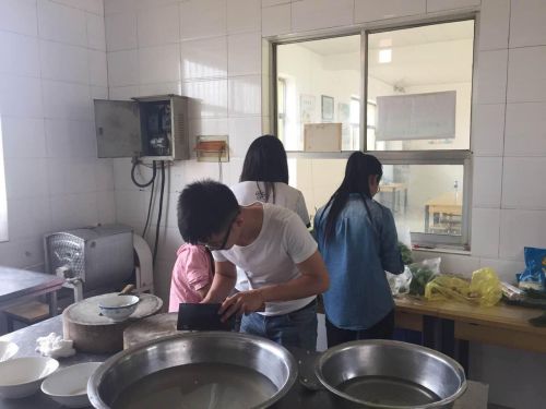 為留守兒童設計入圍項目:“愛行千里,走向隴西