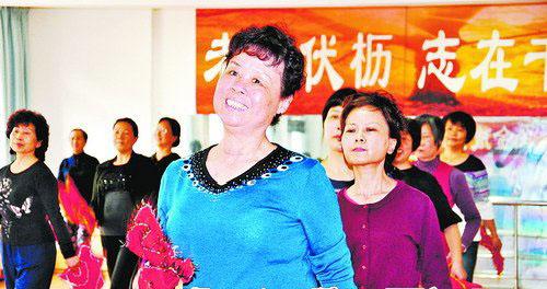 廈門老年大學開學 “玩轉手機”等課受熱捧