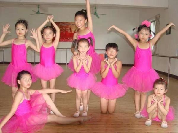 【親子課堂】如何給孩子選報興趣班