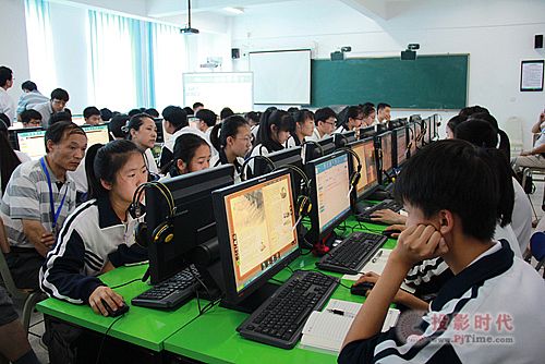 威海智慧教育不斷創(chuàng)新 優(yōu)課應(yīng)用引關(guān)注