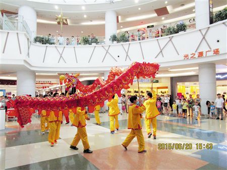 天津傳統(tǒng)商場逐漸向新興商場靠攏以玩為主