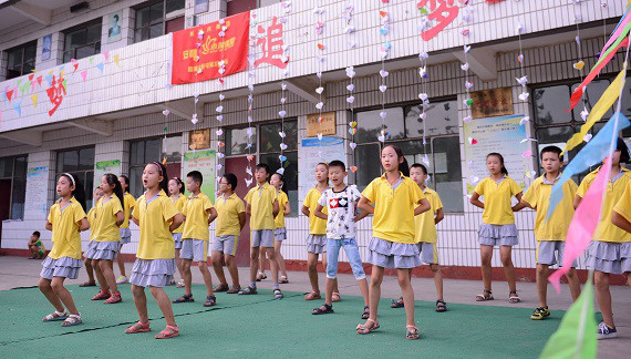 長治安利關愛留守兒童 開啟“小荷課堂”