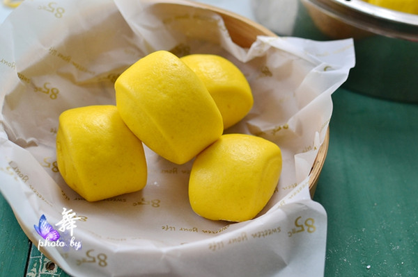 【廚藝課堂】用健康食材做有色的胡蘿卜饅頭