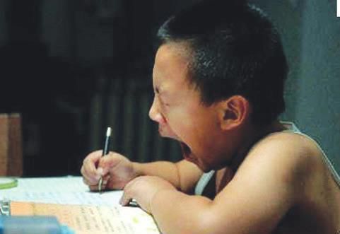 中國家長愛攀比:孩子十八般武藝苦不堪言