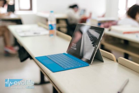 課堂筆記小能手Surface 3是如何俘獲表妹的心