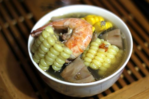 【廚藝課堂】蟲草鮮蝦排骨藕湯