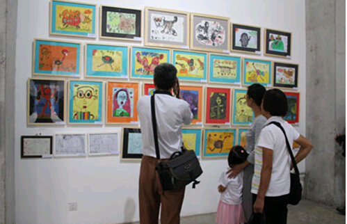 北京快樂娃娃兒童美術作品展開幕