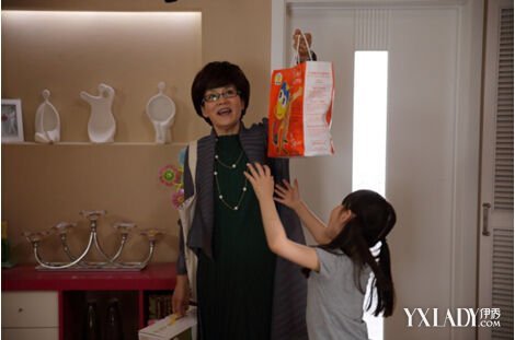 新版婦女兒童大戰(zhàn) 《虎媽貓爸》育兒經(jīng)顛覆傳統(tǒng)