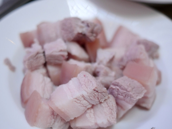 【廚藝課堂】簡單好做，焦糖啤酒紅燒肉