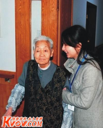 東莞老人陪護,首選東莞智通家政