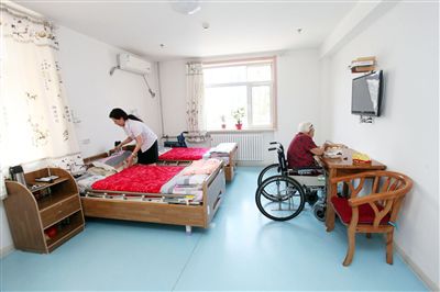 本市發(fā)布失能老年人生活狀況調查報告-