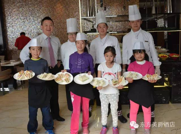 “烹”然心動“親子烹飪課堂”系列美食兩種三明治