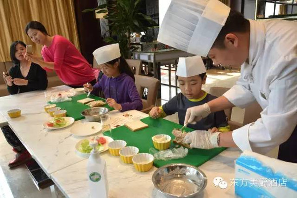 “烹”然心動“親子烹飪課堂”系列美食兩種三明治