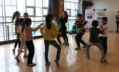 奇奇怪怪的小“pose” 奇奇怪怪的小“pose”