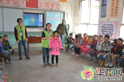 夢(mèng)想課堂走進(jìn)忠縣兩河小學(xué)。忠縣供圖