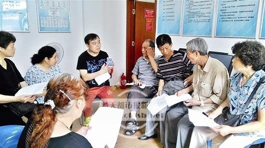 社區開班教老人玩轉智能手機