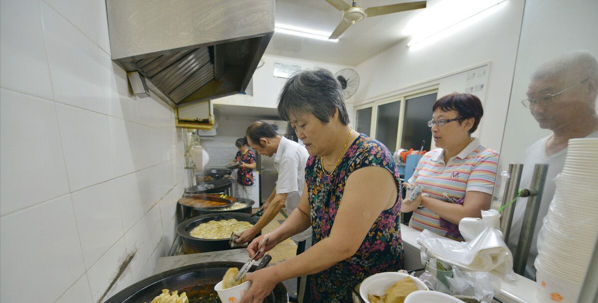 45歲女士哭訴:做住家保姆1年,工作挺輕松的,但內